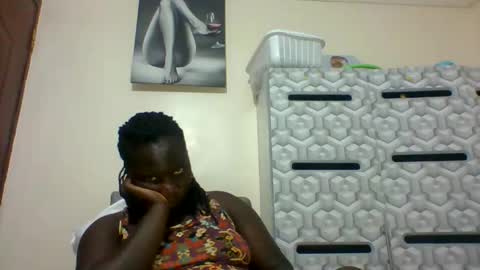 lindah32 online show from January 2025 05:55:01 PM