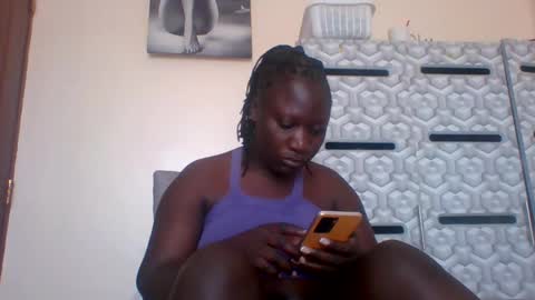 lindah32 online show from January 2025 10:29:02 AM