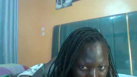 lindah32 online show from March 2026 02:04:01 AM