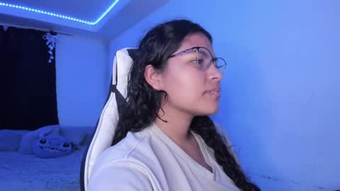  Lady  online show from December 2024 12:30:02 AM