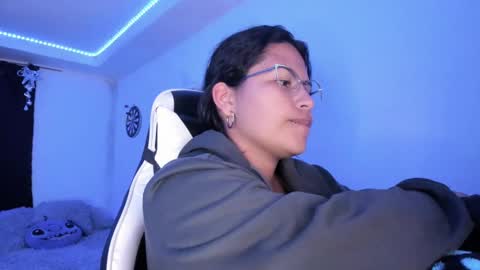  Lady  online show from January 2025 02:35:01 AM