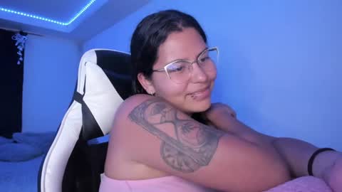  Lady  online show from January 2025 07:49:01 AM