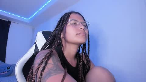  Lady  online show from February 2025 06:08:01 AM