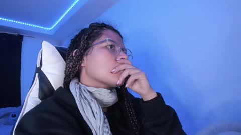  Lady  online show from February 2025 03:28:01 AM