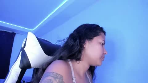  Lady  online show from February 2025 10:41:01 AM