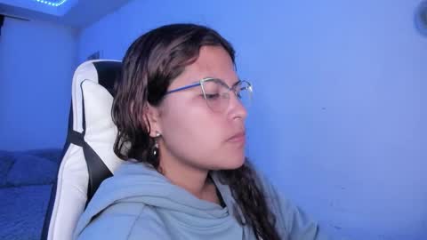  Lady  online show from December 2025 03:12:02 AM