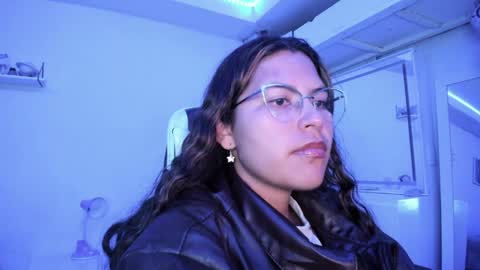  Lady  online show from April 2026 02:55:01 AM