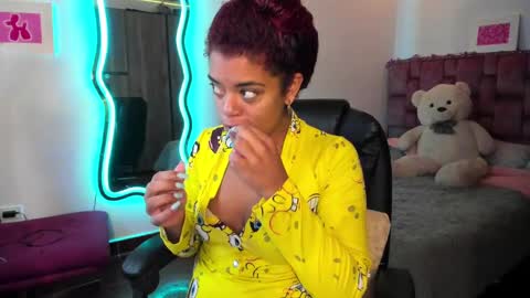 leidy daniela online show from January 2025 10:06:02 AM