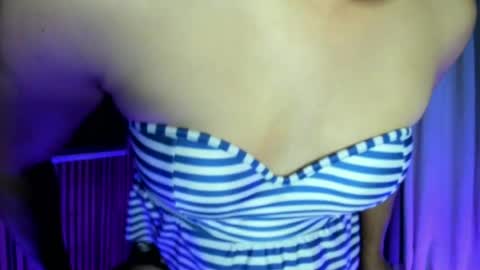 Snapshot of ladyfox_95 chatting on June 2026 12:27:02 PM ask me online show from June 2026 12:27:02 PM