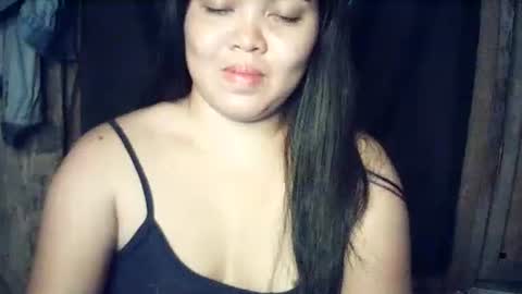 Snapshot of ladylyn177xx chatting on January 2026 01:35:02 PM ladylyn177xx online show from January 2026 01:35:02 PM