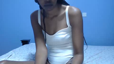 ladyqeeen online show from February 2025 10:20:02 PM