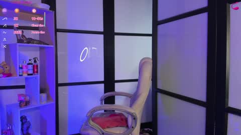 Lady  online show from January 2025 05:11:01 AM