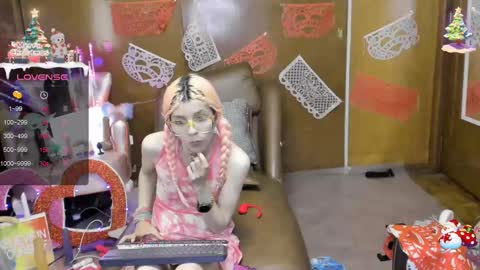 Skinnygirl online show from February 2025 01:10:01 AM