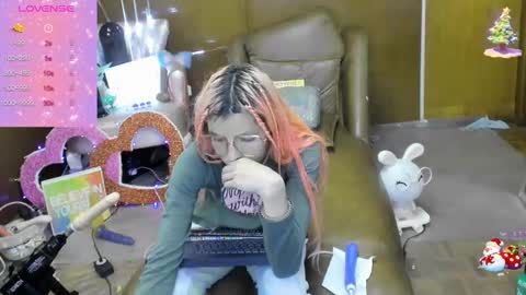 Skinnygirl online show from September 2025 02:15:02 AM