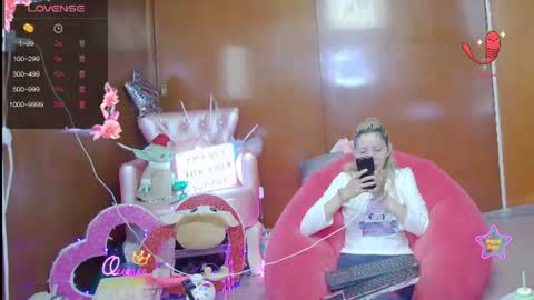 Snapshot of laflakita21 chatting on June 2026 11:53:01 PM Skinnygirl online show from June 2026 11:53:01 PM