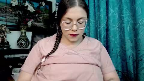 laia_hadid online show from February 2026 12:29:02 AM