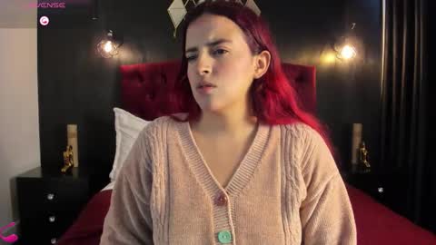 Laia  online show from November 2025 01:18:02 PM