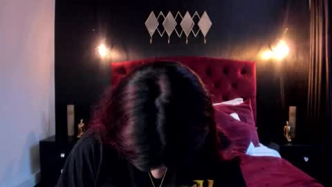 Laia  online show from February 2026 11:36:01 AM