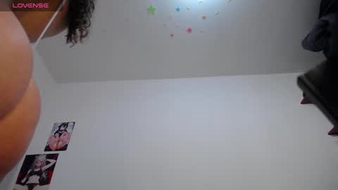 Leila Laly online show from February 2025 02:03:02 PM