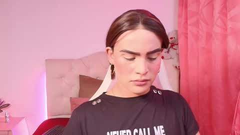 Camila online show from October 2025 04:21:01 AM