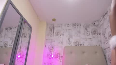   online show from December 2024 07:16:02 PM