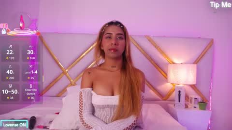 Laila Stilwills online show from September 2025 09:49:02 PM