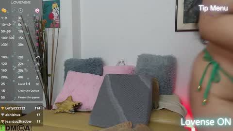 Snapshot of lairen_baby chatting on February 2025 02:37:01 PM lairen baby online show from February 2025 02:37:01 PM