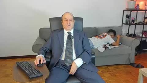 lajose52 online show from November 2025 08:09:02 PM