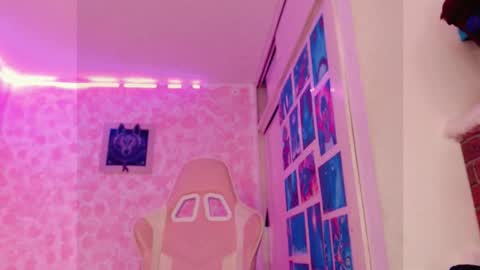 lala Moon online show from January 2026 02:08:02 PM