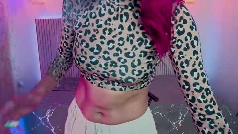 Snapshot of lala_pantyhose chatting on February 2026 03:12:01 PM Miss Lala online show from February 2026 03:12:01 PM