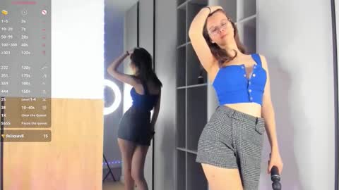 Julia online show from September 2025 08:20:02 PM