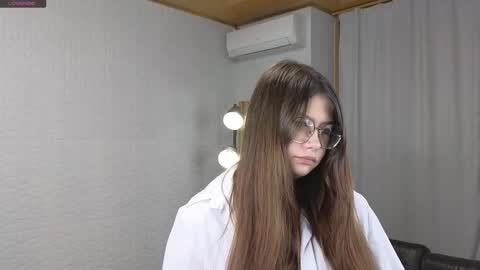 Lilium like a flower online show from November 2025 03:44:01 PM