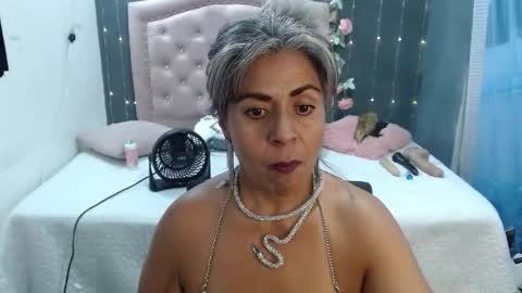 Snapshot of lalisha_96 chatting on February 2025 08:40:01 PM lalisha online show from February 2025 08:40:01 PM