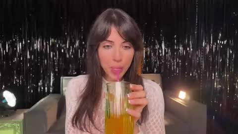 Ellina online show from September 2025 09:04:01 PM