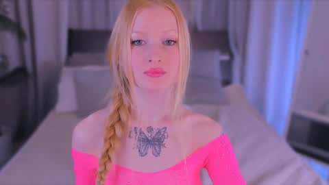 Laly online show from December 2024 04:12:01 AM