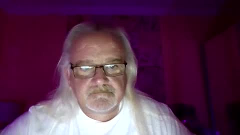 lamabama online show from September 2025 10:42:01 PM