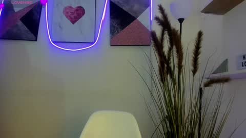    online show from January 2025 01:18:02 AM