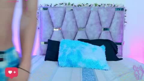 Lana online show from April 2026 10:38:01 AM