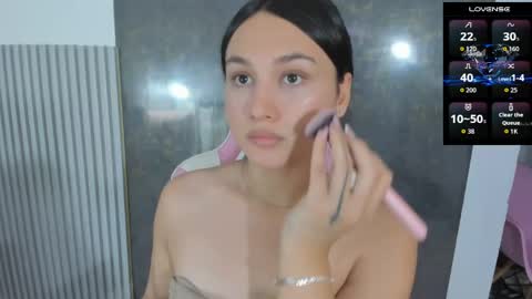 Lana online show from April 2026 07:41:01 PM