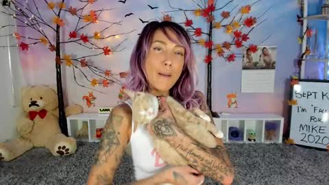 Lana Del Bae online show from September 2025 02:11:02 AM