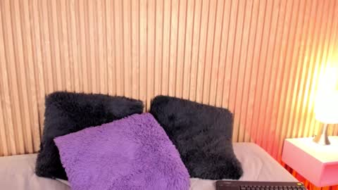 ... .          . ... online show from September 2025 12:49:01 PM