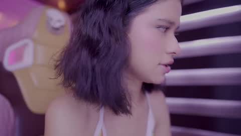 Lana online show from October 2025 02:59:02 PM