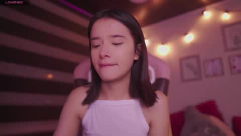 Lana online show from November 2025 12:08:02 AM