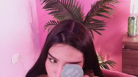 LANA online show from November 2025 03:23:01 AM