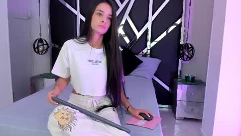 Snapshot of lana_rhoaades chatting on June 2026 11:51:02 AM lana_rhoaades online show from June 2026 11:51:02 AM