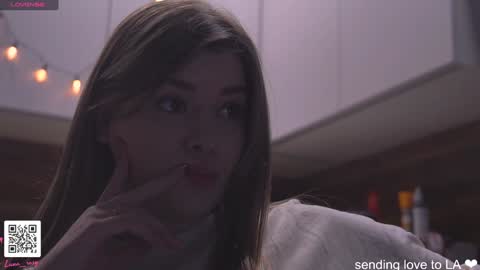 Snapshot of lana_rosy chatting on January 2025 07:32:01 AM Alana online show from January 2025 07:32:01 AM