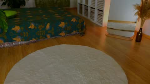 Lana online show from January 2025 09:31:01 PM