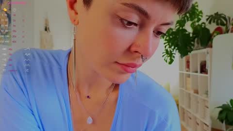 Lana online show from September 2025 12:16:01 PM