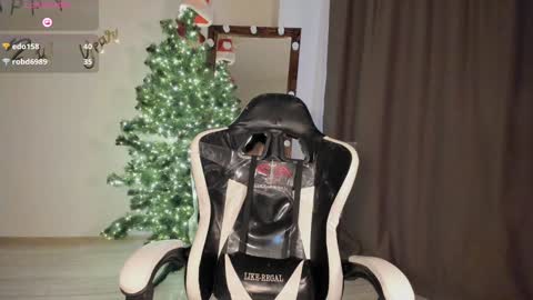 Snapshot of lana_younes chatting on January 2025 12:10:01 PM Lana online show from January 2025 12:10:01 PM