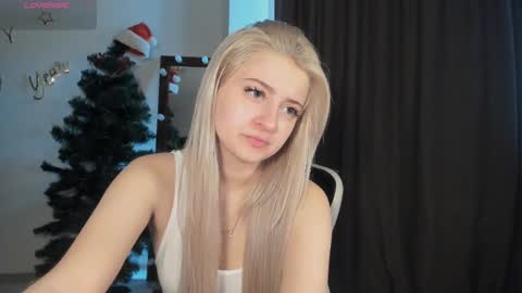 Snapshot of lana_younes chatting on February 2025 09:51:02 AM Lana online show from February 2025 09:51:02 AM